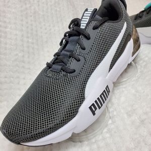 SOLD Mens Puma sneakers with soft foam